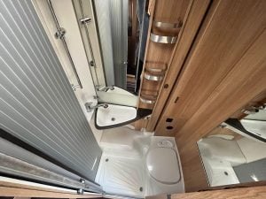Knaus Sky TI 650 MEG Platinum Selection photo 2