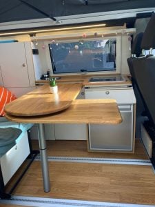 Volkswagen T6.1 TransporterEasy Camper photo 4